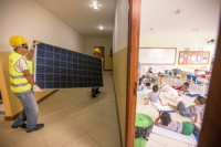 <strong>Leia mais sobre</strong><br />Energia solar traz oportunidades às favelas, afirmam 40 entidades frente à ANEEL Energia solar traz oportunidades às favelas, afirmam 40 entidades frente à ANEEL