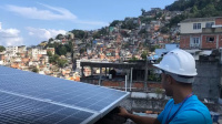 <strong>Leia mais sobre</strong><br />Comunidade do Vidigal recebe uma instalação de energia solar e inicia capacitação Comunidade do Vidigal recebe uma instalação de energia solar e inicia capacitação